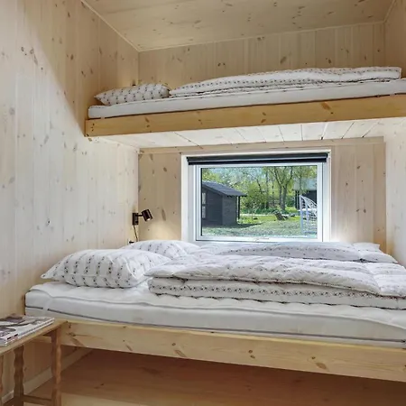 Nice Home In Sjaellands Odde With Sauna Nyaraló
