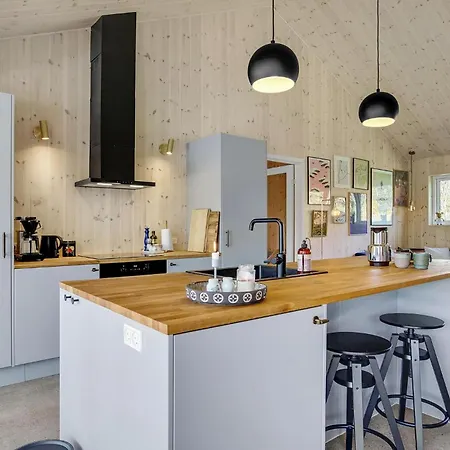 Nice Home In Sjaellands Odde With Sauna