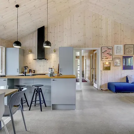Nice Home In Sjaellands Odde With Sauna Nyaraló Yderby