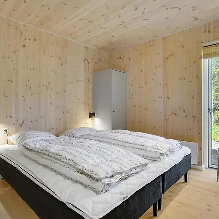 Nice Home In Sjaellands Odde With Sauna
